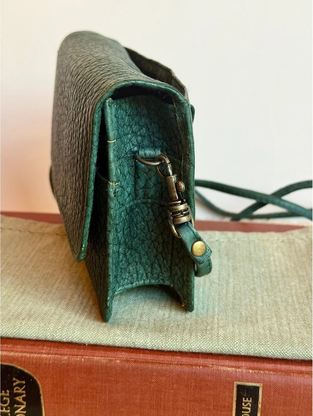 Wilsons Leather Teal Green Crossbody Bag Wallet Purse Pebbled Leather